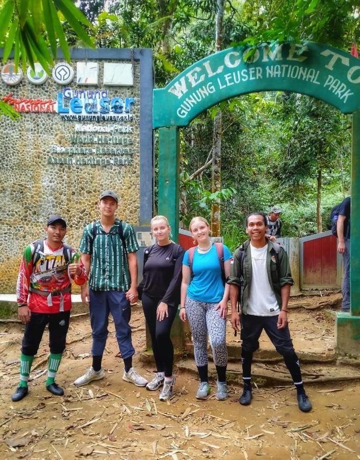 Sumatra Orangutan Discovery Villa Bukit Lawang Kültér fotó